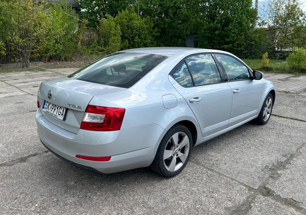 Skoda Octavia cena 40000 przebieg: 247000, rok produkcji 2015 z Katowice małe 154